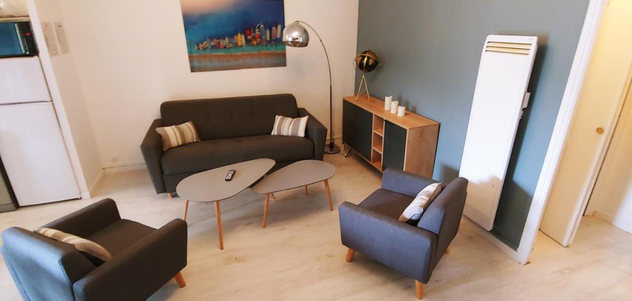 Agreable T3 Avec Jardin Et Parking Prive, A 350M Du Centre Ville Et Des Plages, Wifi, Remise Supplementaire De 10 Pourcent Pour Une Location A La Semaine Cavalaire-sur-Mer Εξωτερικό φωτογραφία