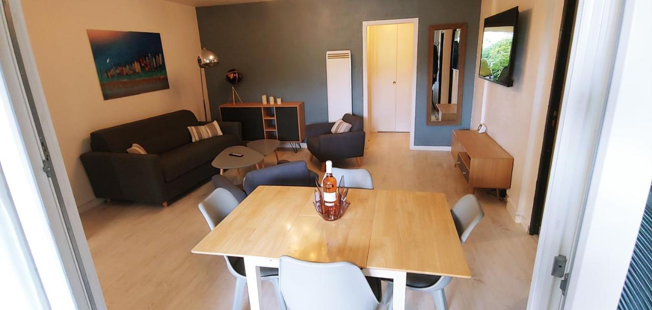 Agreable T3 Avec Jardin Et Parking Prive, A 350M Du Centre Ville Et Des Plages, Wifi, Remise Supplementaire De 10 Pourcent Pour Une Location A La Semaine Cavalaire-sur-Mer Εξωτερικό φωτογραφία